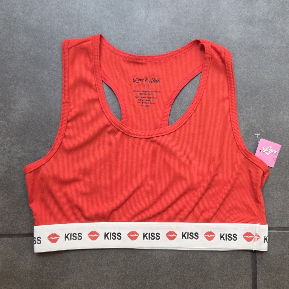 NWT Love To Sleep Kiss Sports Bra